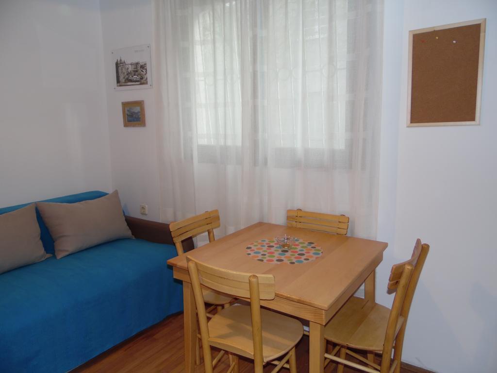 Apartment Vracar Beograd Ruang foto